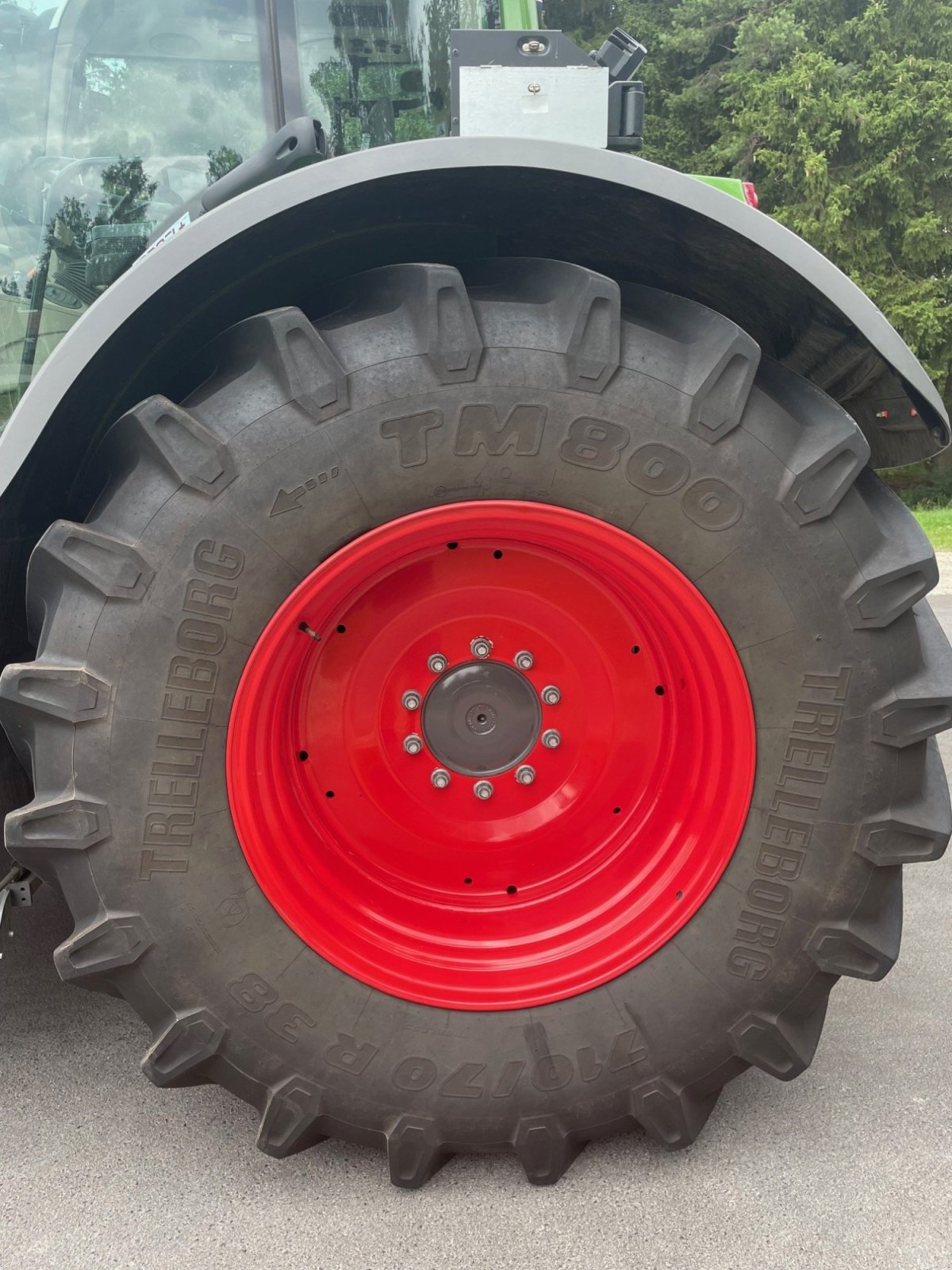 Traktor от тип Fendt 724 Vario ProfiPlus, Gebrauchtmaschine в Bidingen (Снимка 3)