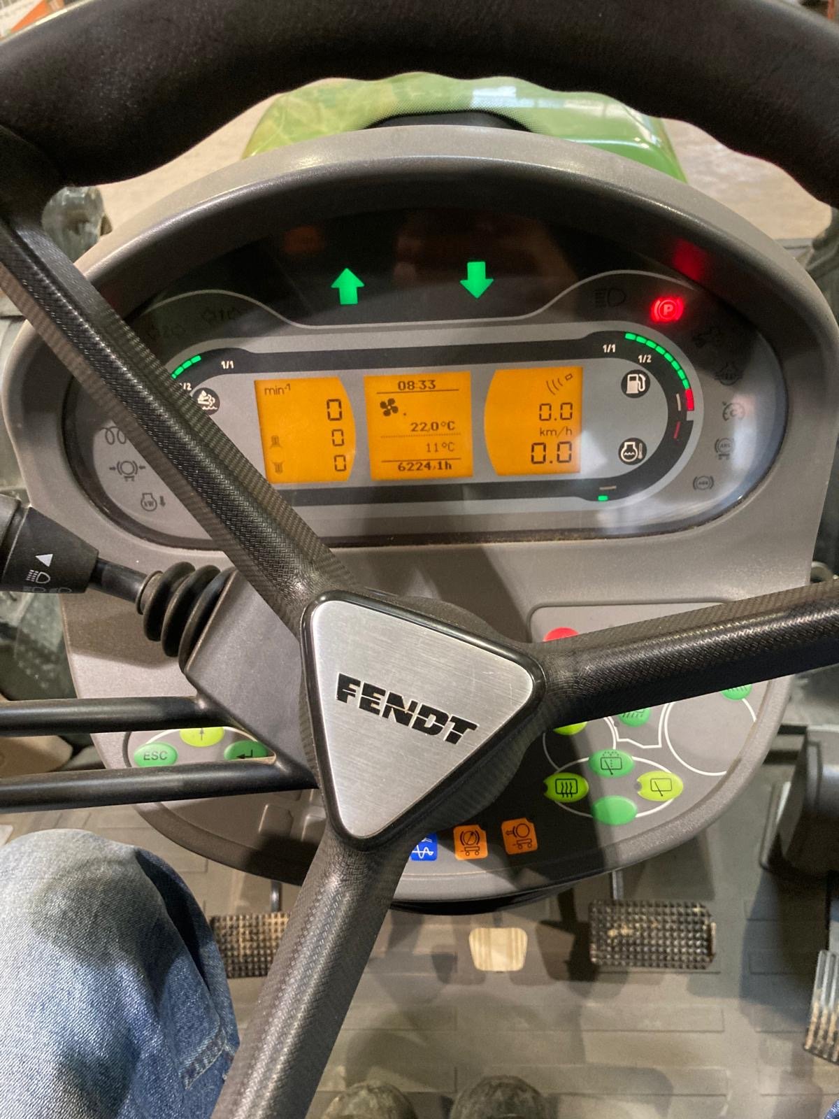 Traktor типа Fendt 724 Vario ProfiPlus, Gebrauchtmaschine в Kürnach (Фотография 2)