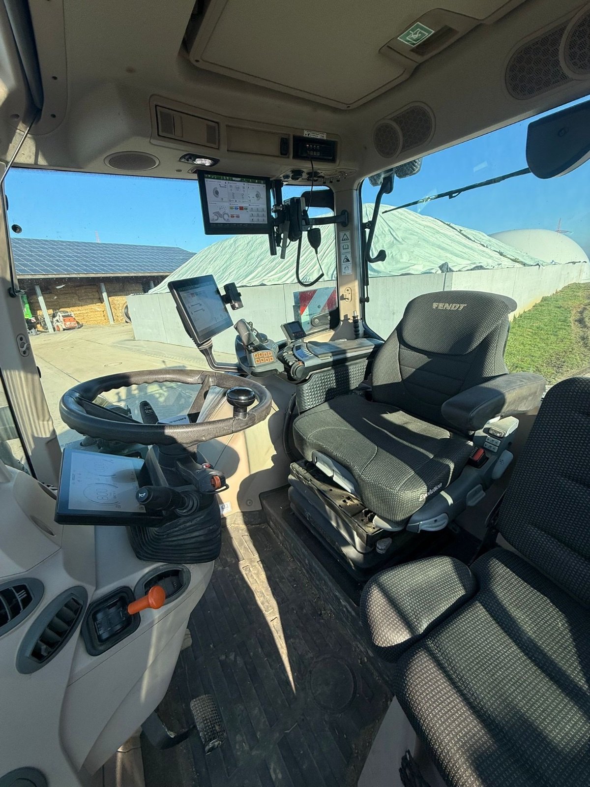 Traktor typu Fendt 724 Vario ProfiPlus, Gebrauchtmaschine v Pleiskirchen (Obrázok 12)