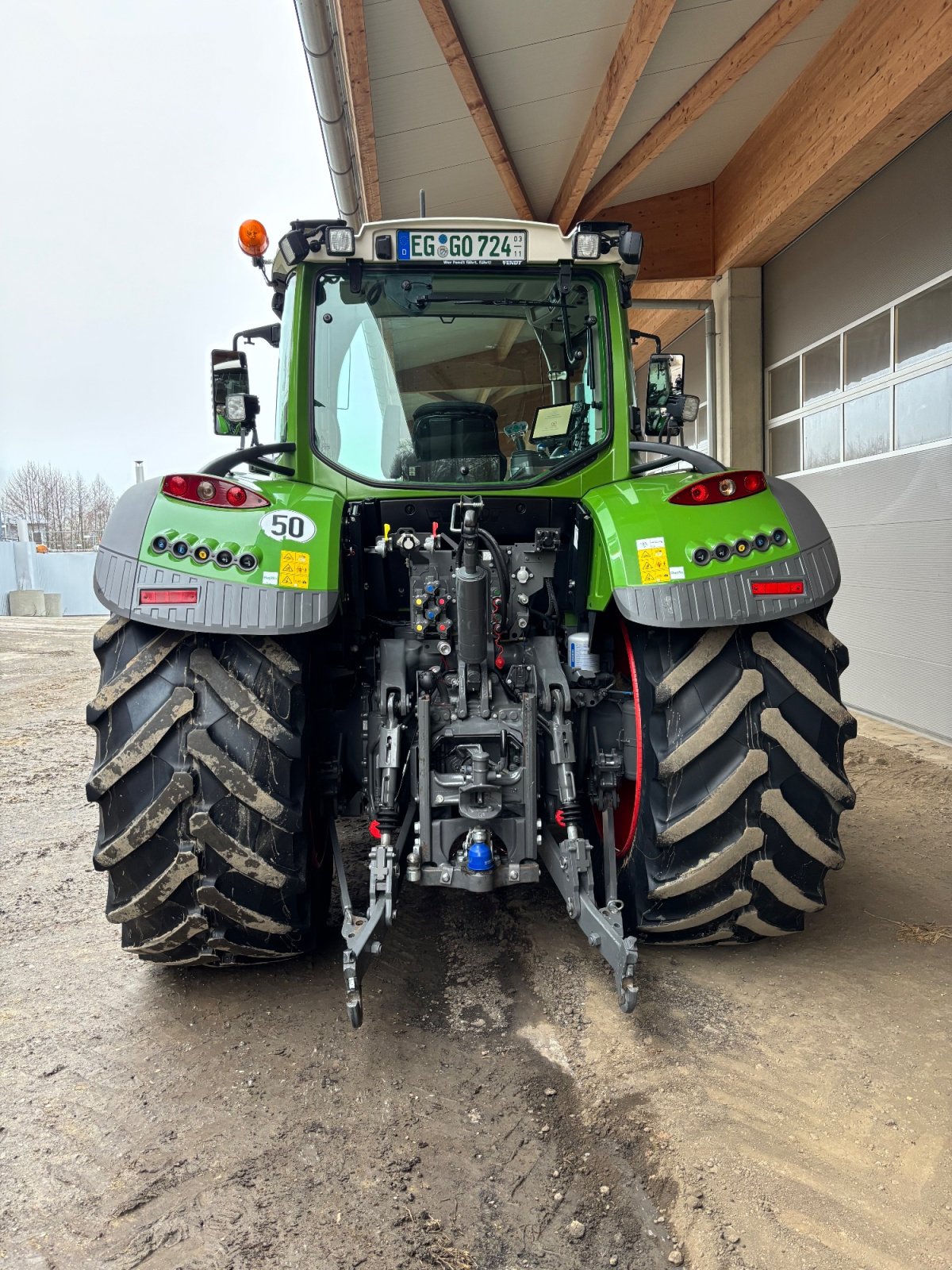 Traktor typu Fendt 724 Vario ProfiPlus, Gebrauchtmaschine v Unterdietfurt  (Obrázek 3)