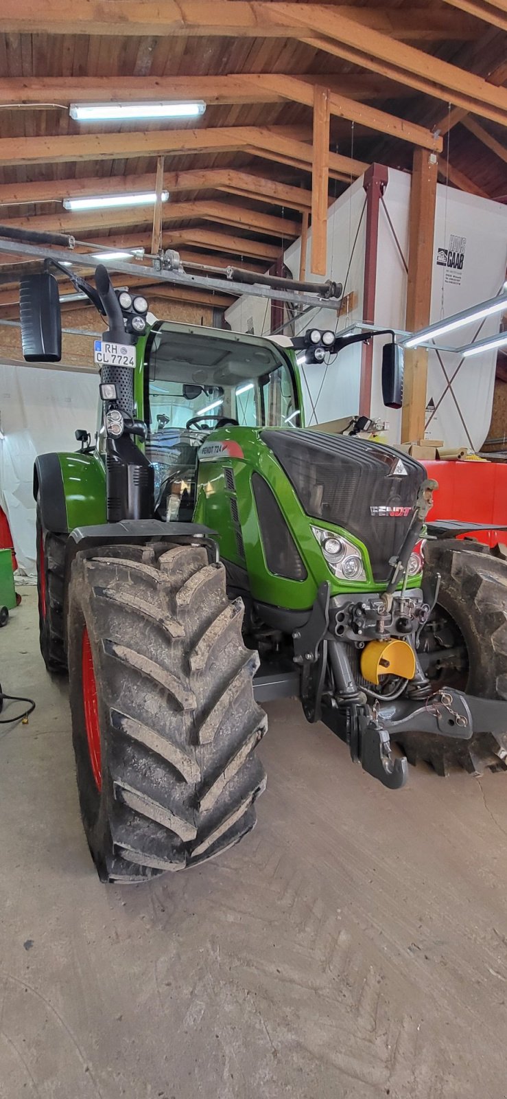 Traktor des Typs Fendt 724 Vario ProfiPlus, Gebrauchtmaschine in Heideck (Bild 21)