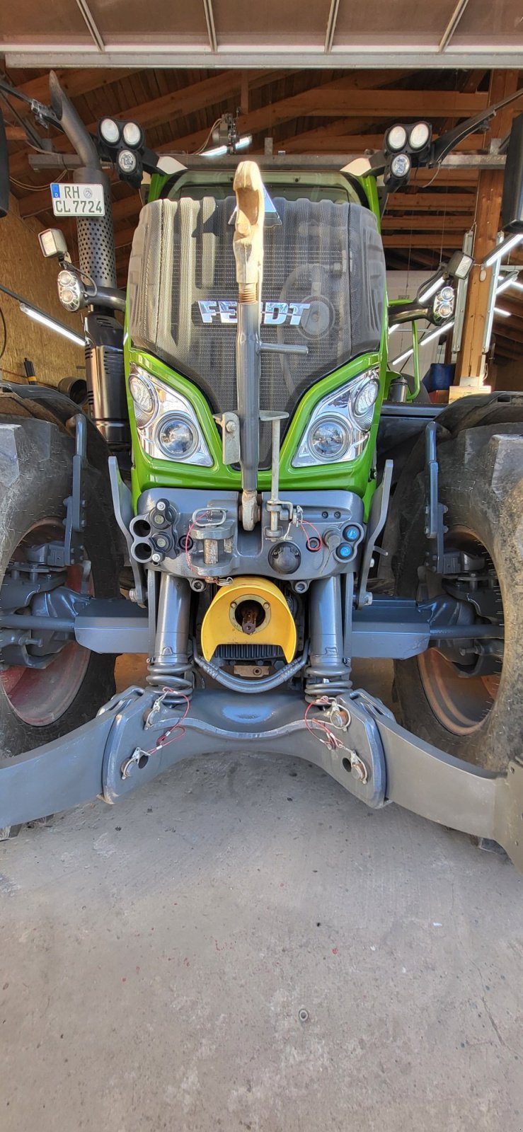 Traktor типа Fendt 724 Vario ProfiPlus, Gebrauchtmaschine в Heideck (Фотография 13)