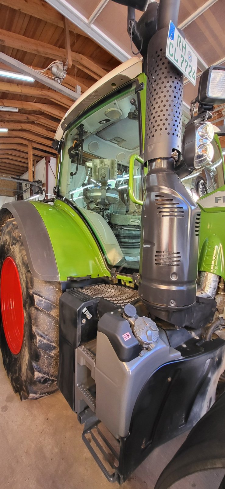 Traktor типа Fendt 724 Vario ProfiPlus, Gebrauchtmaschine в Heideck (Фотография 13)
