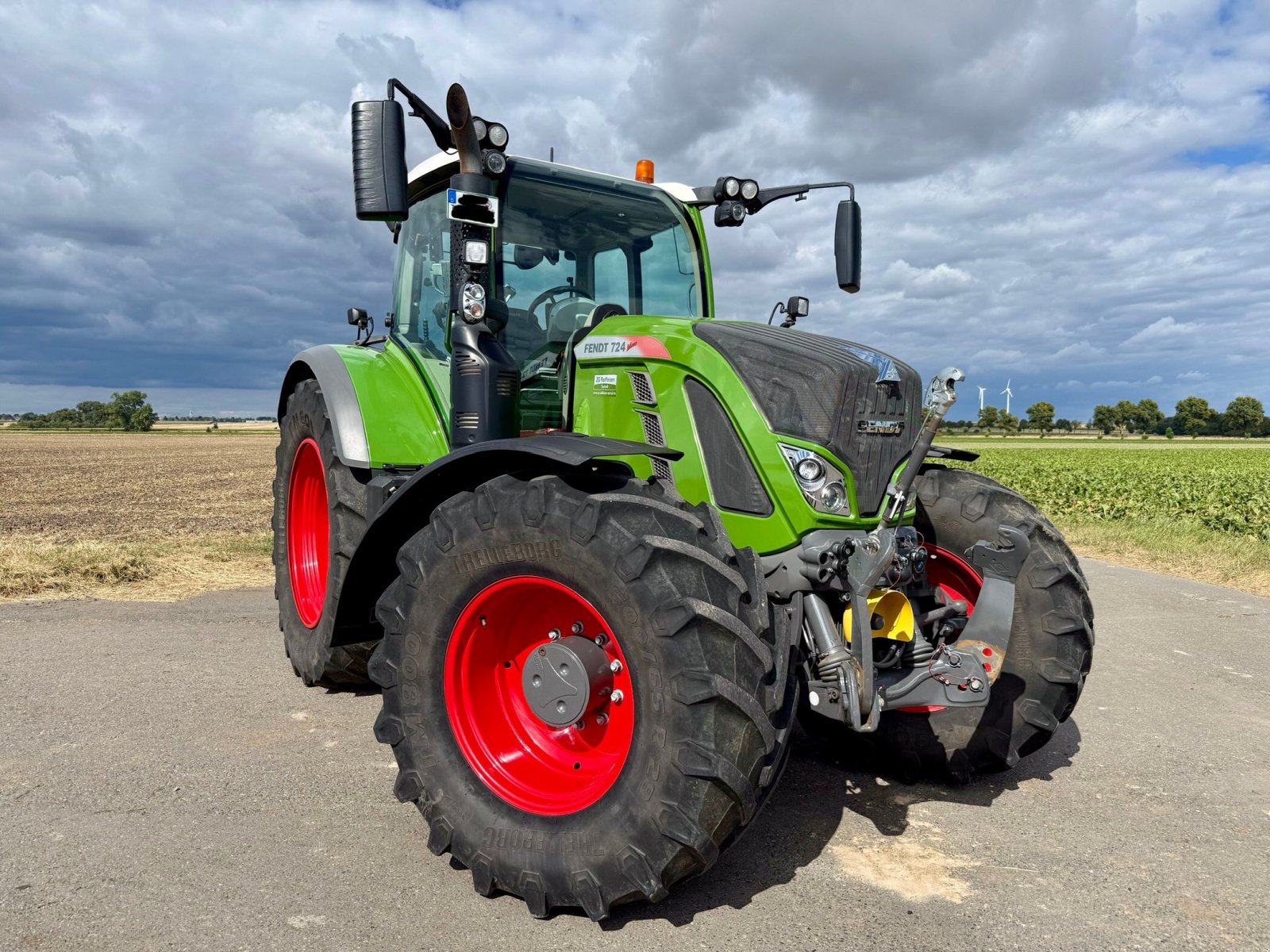 Traktor типа Fendt 724 Vario ProfiPlus, Gebrauchtmaschine в Harsum (Фотография 1)