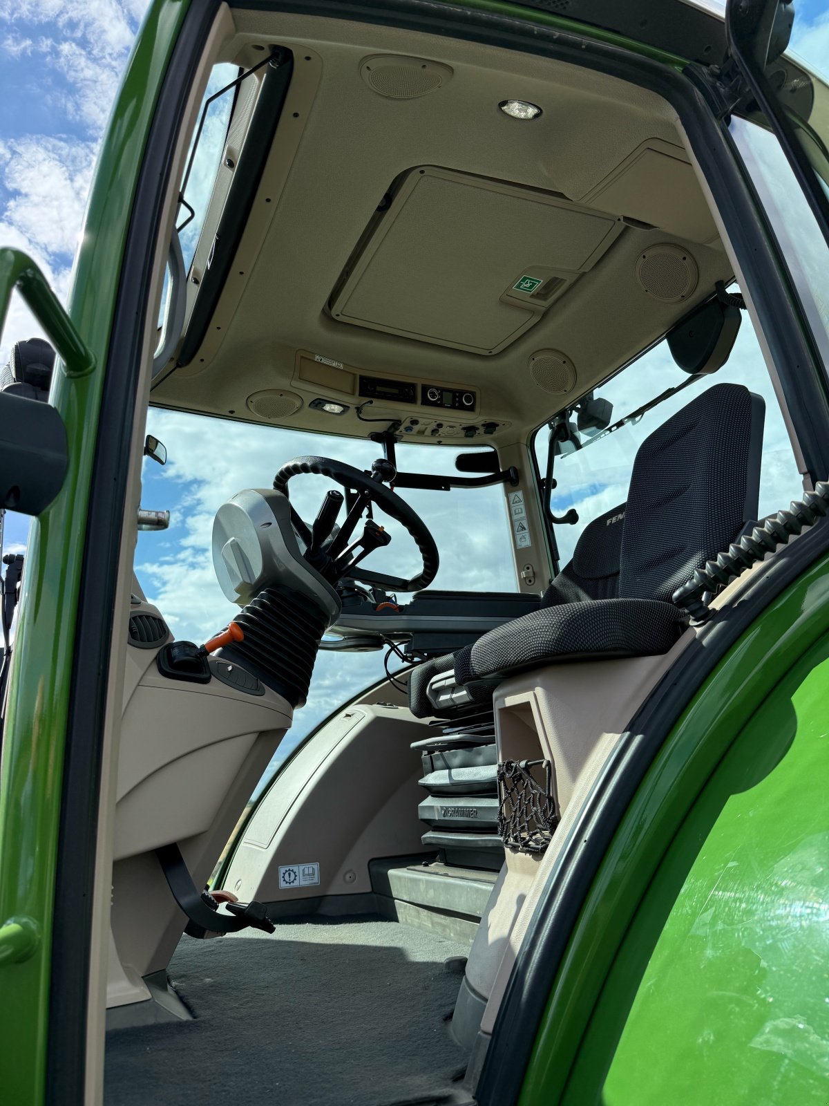 Traktor типа Fendt 724 Vario ProfiPlus, Gebrauchtmaschine в Harsum (Фотография 7)