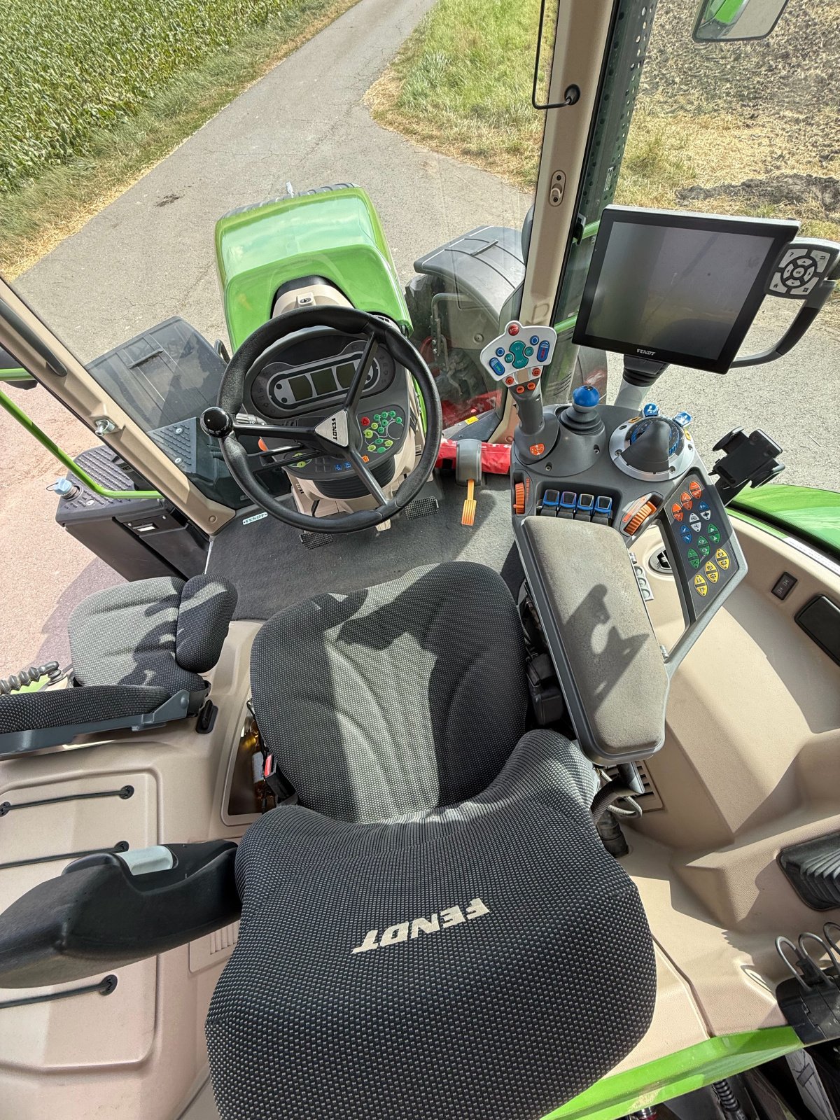 Traktor типа Fendt 724 Vario ProfiPlus, Gebrauchtmaschine в Harsum (Фотография 8)