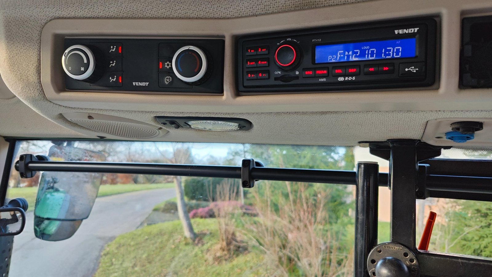 Traktor типа Fendt 724 Vario ProfiPlus, Gebrauchtmaschine в Eislingen (Фотография 11)