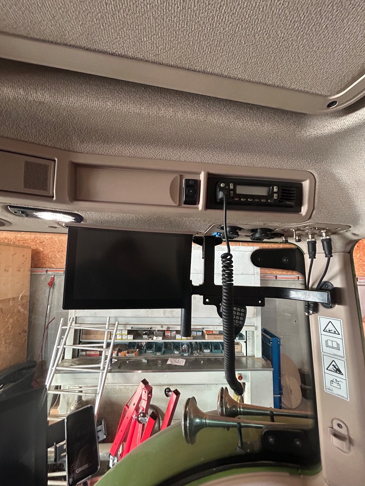 Traktor Türe ait Fendt 724 Vario ProfiPlus, Gebrauchtmaschine içinde Untergriesbach (resim 19)