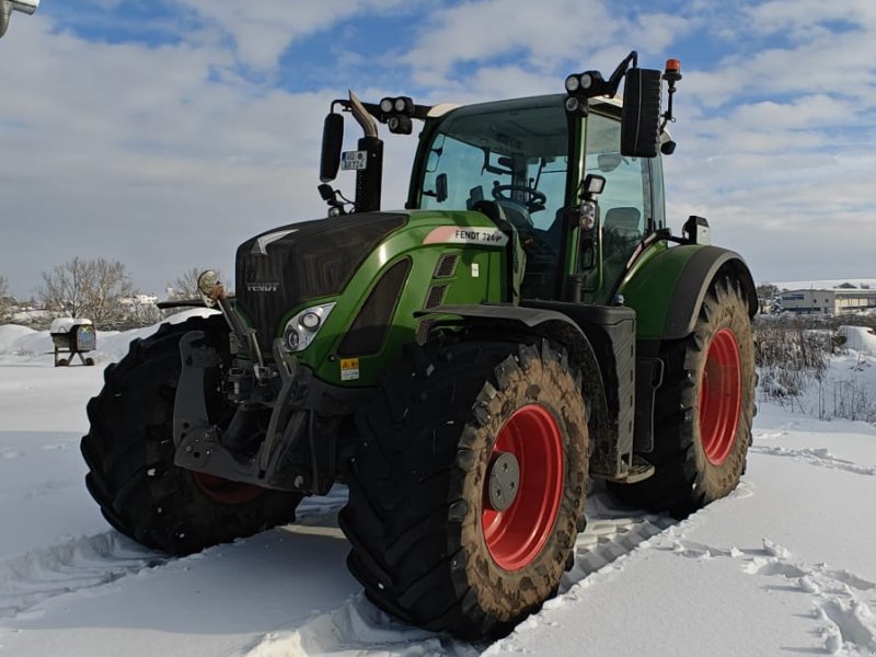 Traktor типа Fendt 724 Vario ProfiPlus, Gebrauchtmaschine в Rottenbauer (Фотография 1)