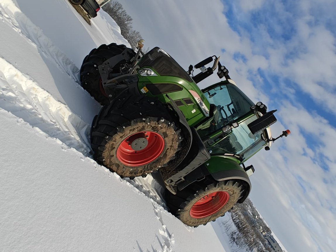 Traktor типа Fendt 724 Vario ProfiPlus, Gebrauchtmaschine в Rottenbauer (Фотография 9)