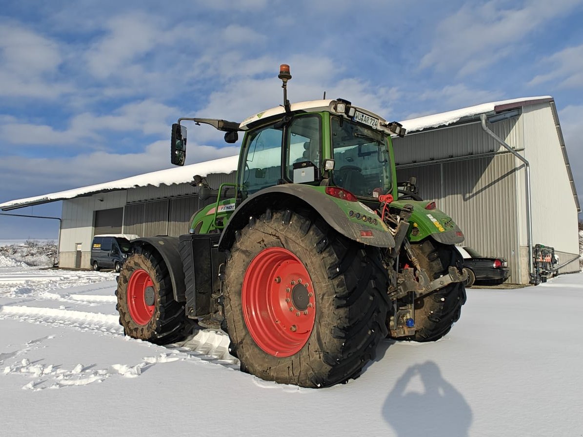 Traktor типа Fendt 724 Vario ProfiPlus, Gebrauchtmaschine в Rottenbauer (Фотография 11)