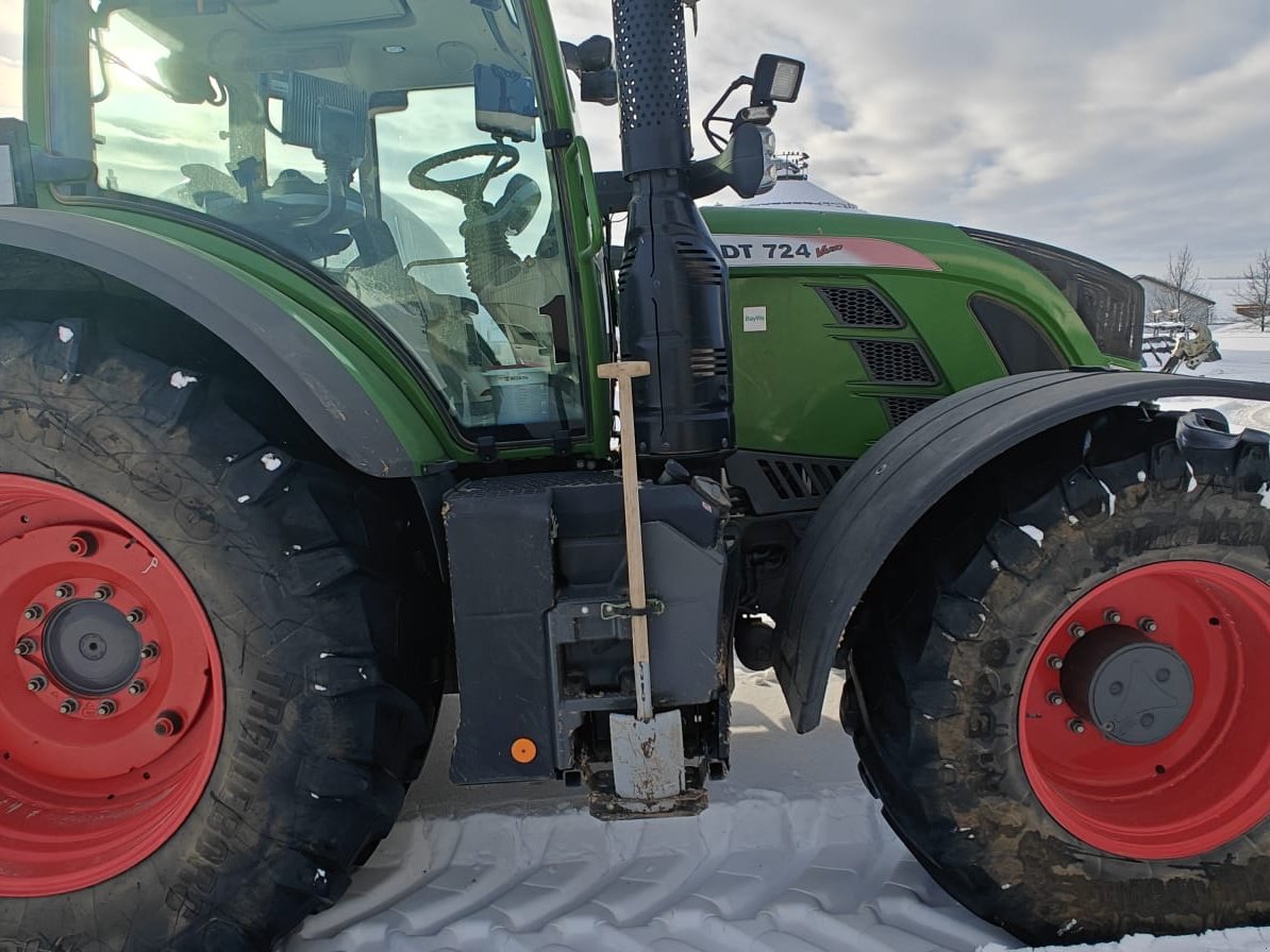 Traktor типа Fendt 724 Vario ProfiPlus, Gebrauchtmaschine в Rottenbauer (Фотография 14)