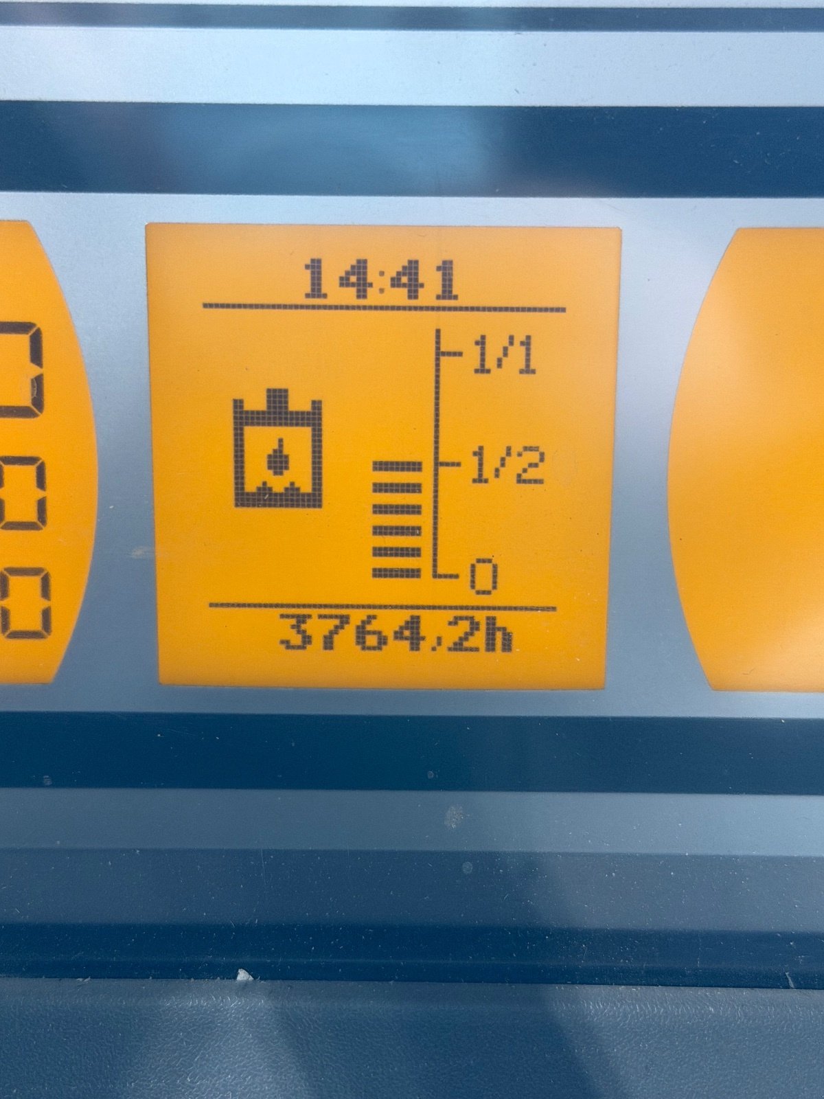 Traktor типа Fendt 724 Vario ProfiPlus, Gebrauchtmaschine в Litzendorf  (Фотография 16)