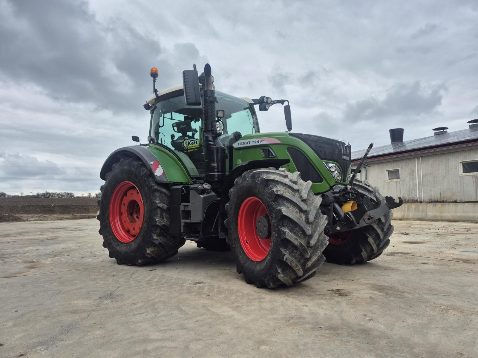 Traktor del tipo Fendt 724 Vario ProfiPlus, Gebrauchtmaschine en Steinsfeld (Imagen 1)