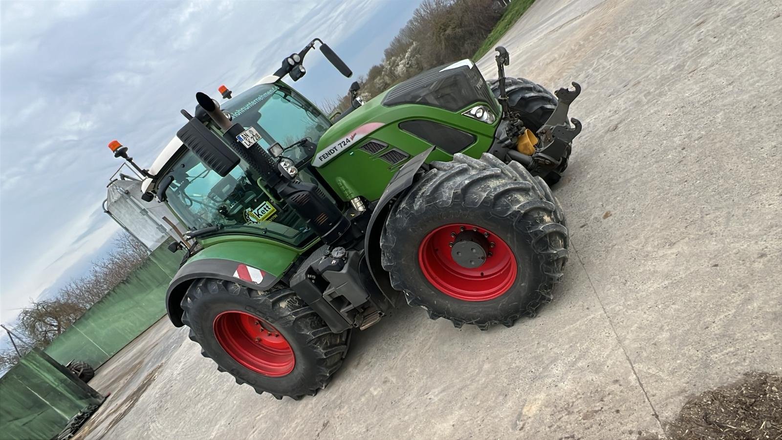 Traktor typu Fendt 724 Vario ProfiPlus, Gebrauchtmaschine w Steinsfeld (Zdjęcie 1)
