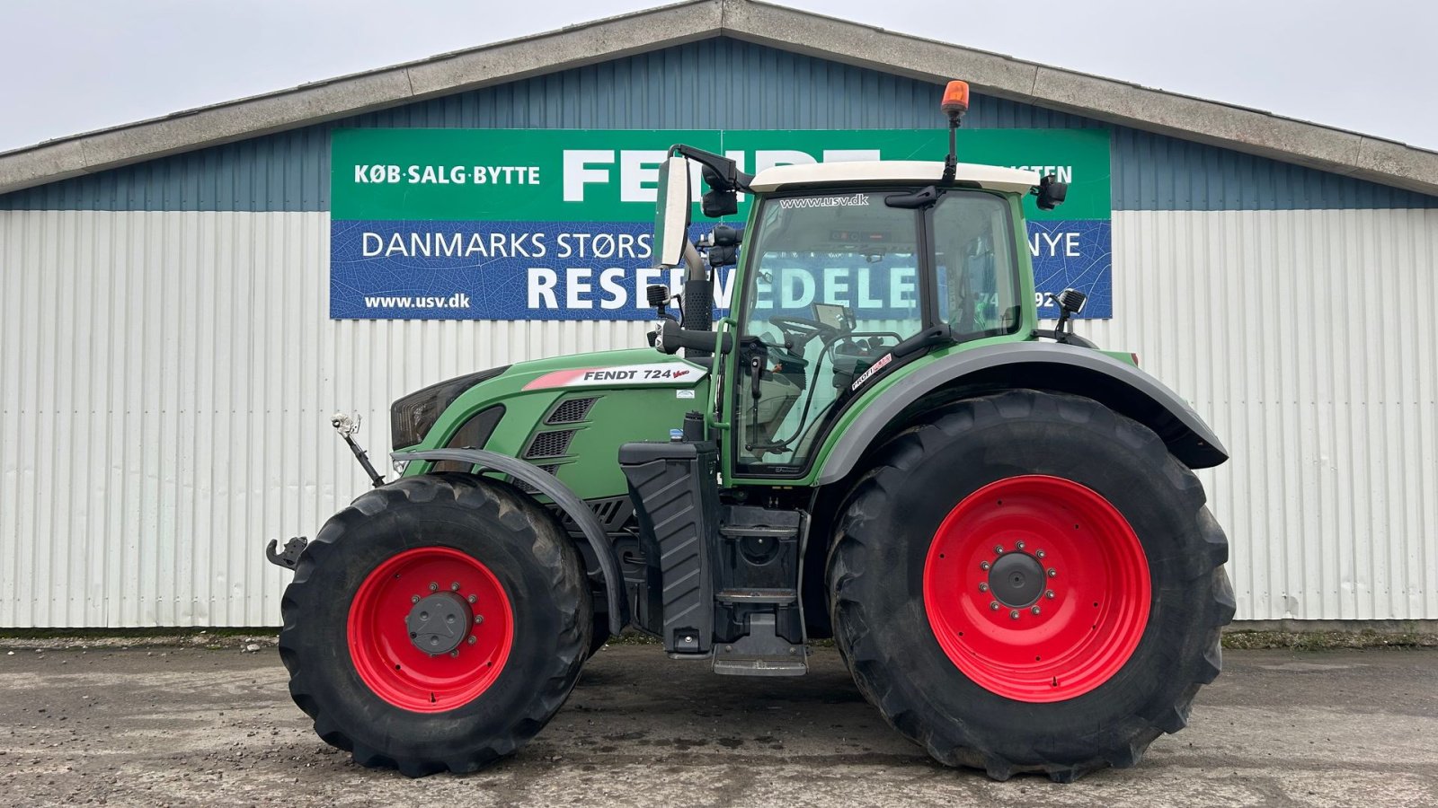 Traktor типа Fendt 724 Vario S4 Profi Plus Få Timer, Gebrauchtmaschine в Rødekro (Фотография 1)