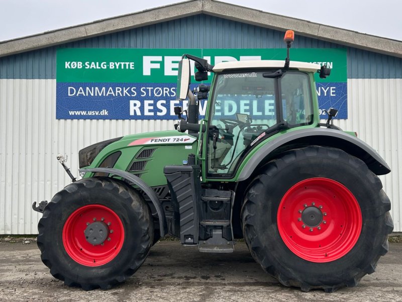 Traktor of the type Fendt 724 Vario S4 Profi Plus Få Timer, Gebrauchtmaschine in Rødekro (Picture 1)