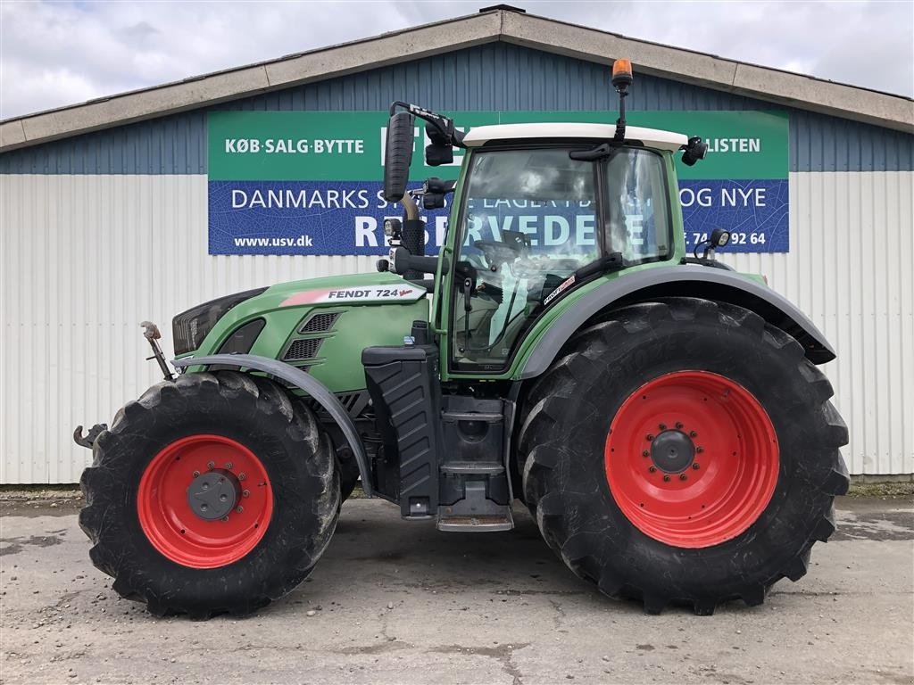 Traktor of the type Fendt 724 Vario S4 Profi Plus Med Front PTO, Gebrauchtmaschine in Rødekro (Picture 1)