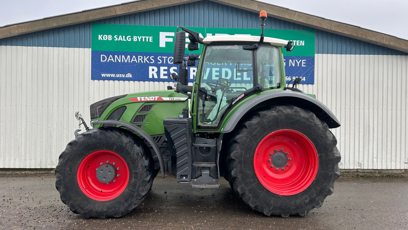 Traktor typu Fendt 724 Vario S4 Profi Plus Med Front PTO, Gebrauchtmaschine v Rødekro (Obrázek 1)
