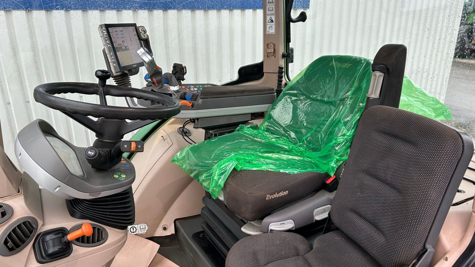 Traktor za tip Fendt 724 Vario S4 Profi Plus Med Front PTO, Gebrauchtmaschine u Rødekro (Slika 10)