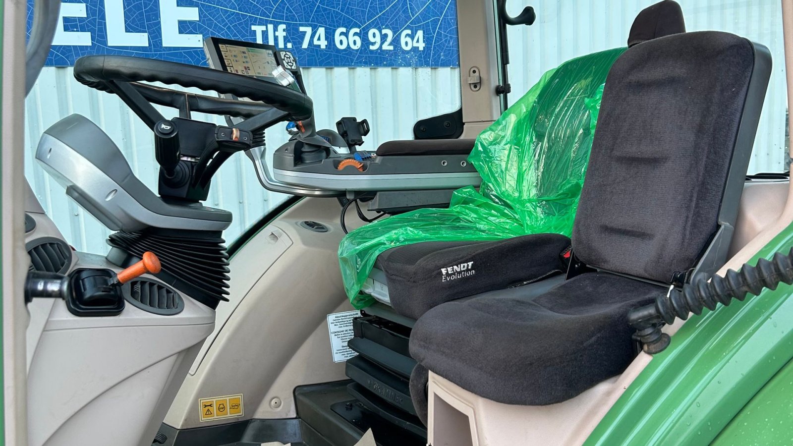 Traktor Türe ait Fendt 724 Vario S4 Profi Plus Med Front PTO, Gebrauchtmaschine içinde Rødekro (resim 9)