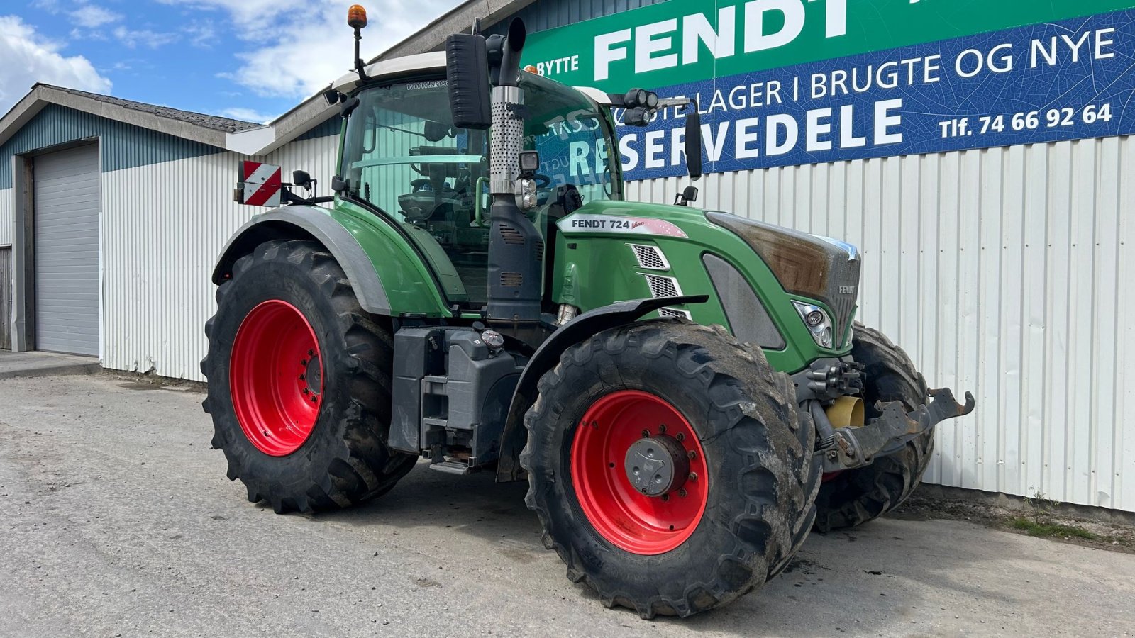Traktor типа Fendt 724 Vario S4 Profi Plus Med Front PTO, Gebrauchtmaschine в Rødekro (Фотография 7)