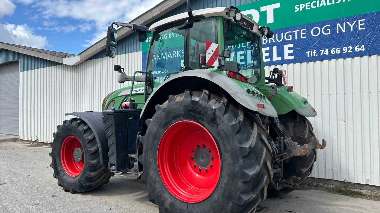 Traktor типа Fendt 724 Vario S4 Profi Plus Med Front PTO, Gebrauchtmaschine в Rødekro (Фотография 3)