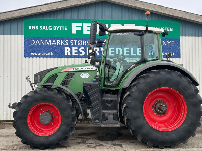 Traktor of the type Fendt 724 Vario S4 Profi Plus, Gebrauchtmaschine in Rødekro