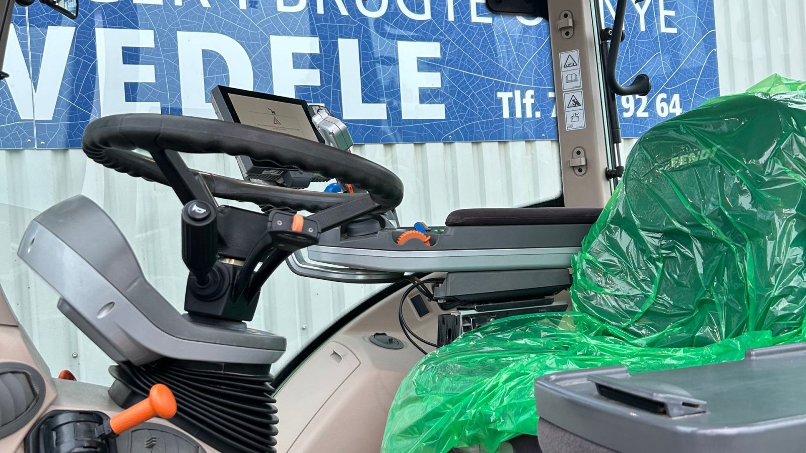 Traktor του τύπου Fendt 724 Vario S4 Profi Plus, Gebrauchtmaschine σε Rødekro (Φωτογραφία 11)