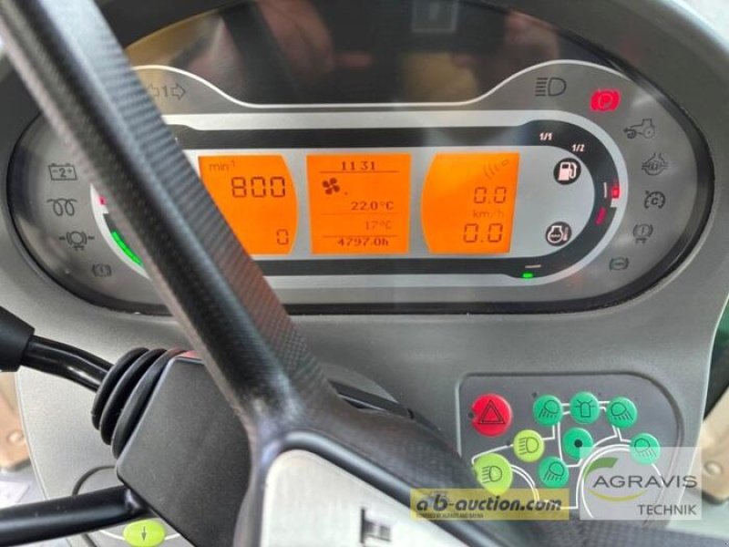 Traktor of the type Fendt 724 VARIO S4 Profi Plus, Gebrauchtmaschine in Meppen (Picture 17)