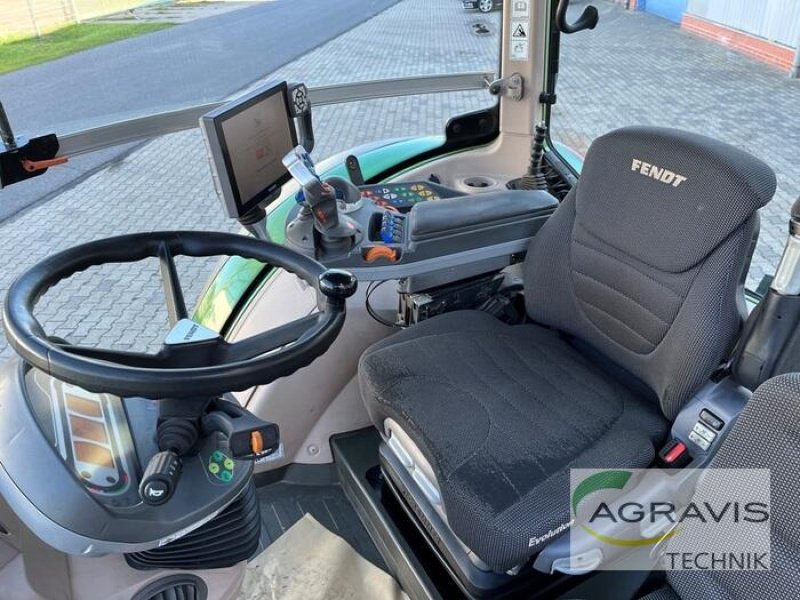 Traktor от тип Fendt 724 VARIO S4 Profi Plus, Gebrauchtmaschine в Meppen (Снимка 20)