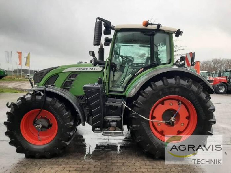 Traktor tip Fendt 724 VARIO S4 Profi Plus, Gebrauchtmaschine in Calbe / Saale (Poză 2)