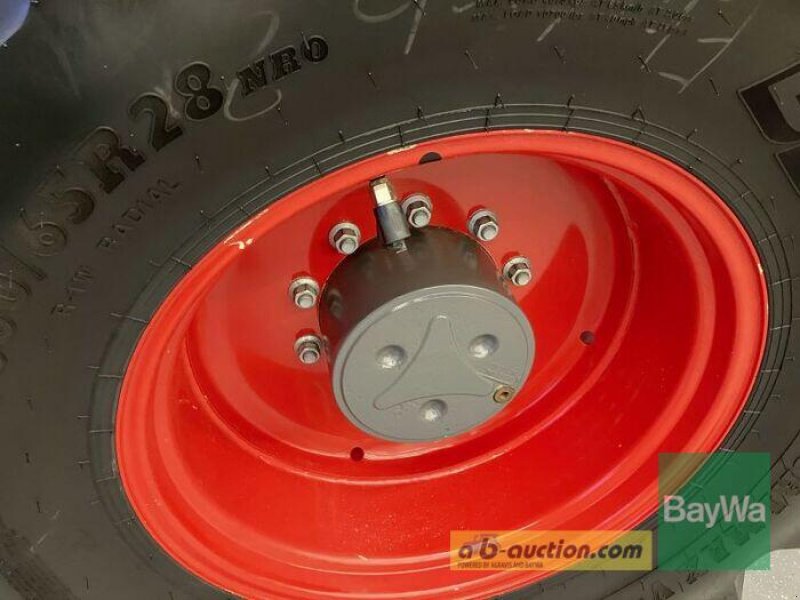 Traktor van het type Fendt 724 VARIO S4 PROFI PLUS, Gebrauchtmaschine in Bamberg (Foto 4)