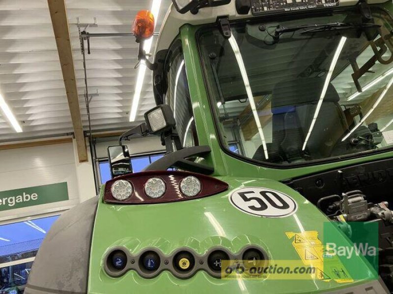 Traktor van het type Fendt 724 VARIO S4 PROFI PLUS, Gebrauchtmaschine in Bamberg (Foto 7)