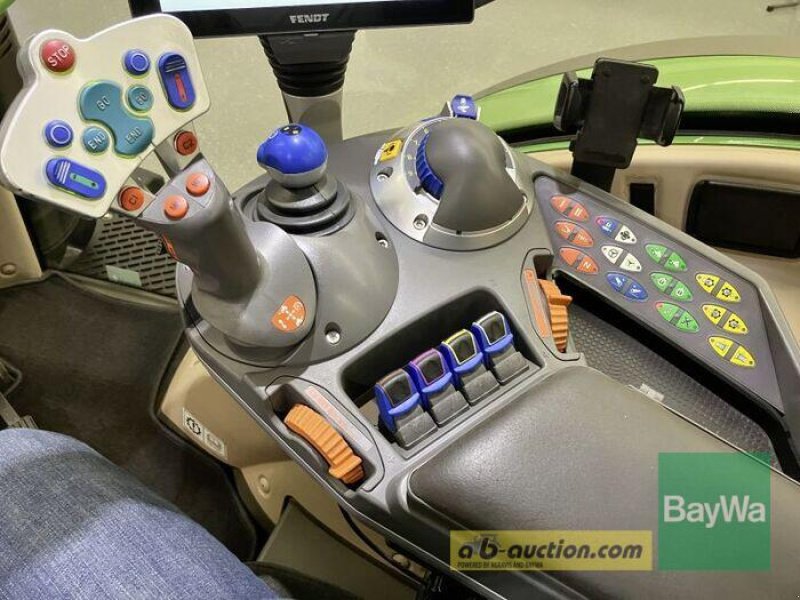 Traktor van het type Fendt 724 VARIO S4 PROFI PLUS, Gebrauchtmaschine in Bamberg (Foto 2)