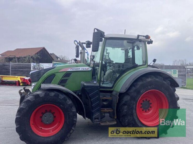 Traktor от тип Fendt 724 VARIO S4 PROFI PLUS, Gebrauchtmaschine в Straubing (Снимка 1)