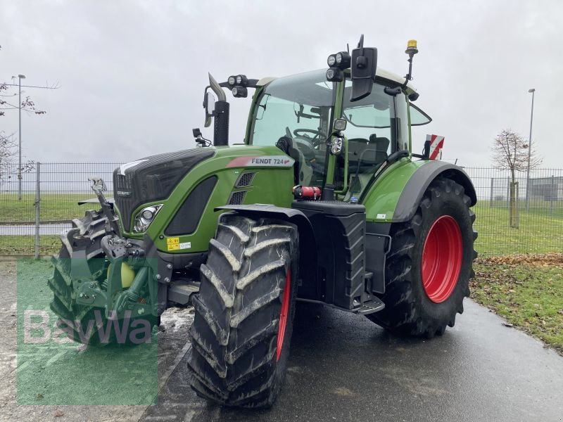 Traktor des Typs Fendt 724 VARIO S4 PROFI PLUS, Gebrauchtmaschine in Giebelstadt (Bild 2)