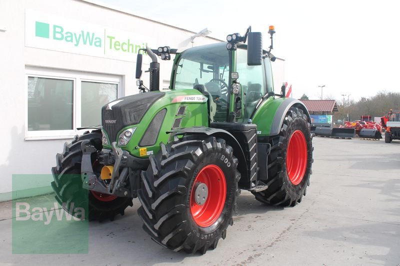 Traktor typu Fendt 724 VARIO S4 PROFI PLUS, Gebrauchtmaschine w Straubing (Zdjęcie 3)