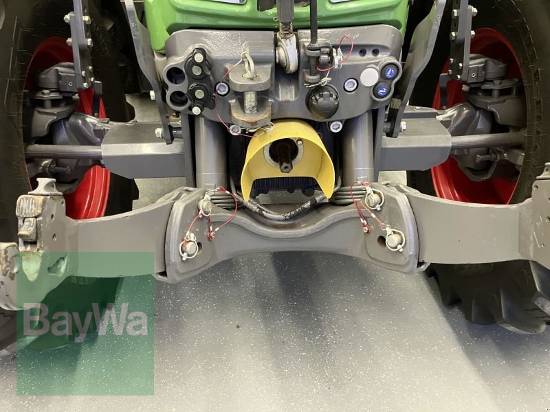 Traktor des Typs Fendt 724 VARIO S4 PROFI PLUS, Gebrauchtmaschine in Bamberg (Bild 11)