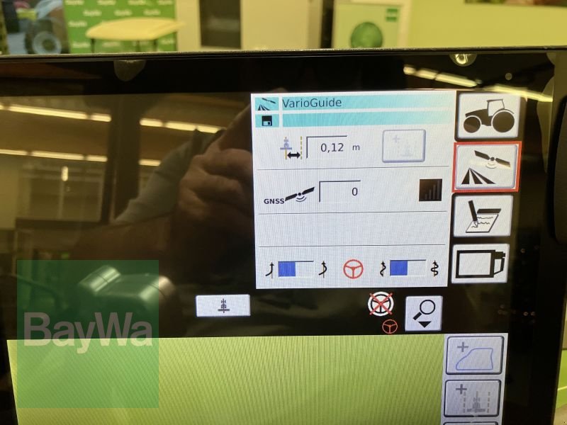 Traktor des Typs Fendt 724 VARIO S4 PROFI PLUS, Gebrauchtmaschine in Bamberg (Bild 18)