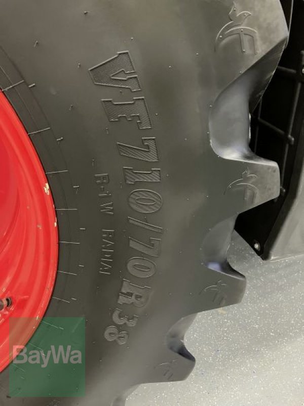 Traktor des Typs Fendt 724 VARIO S4 PROFI PLUS, Gebrauchtmaschine in Bamberg (Bild 8)