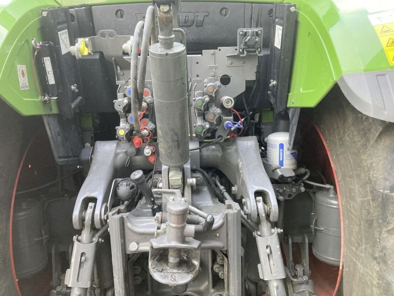 Traktor des Typs Fendt 724 VARIO S4 PROFI PLUS, Gebrauchtmaschine in Wülfershausen an der Saale (Bild 5)