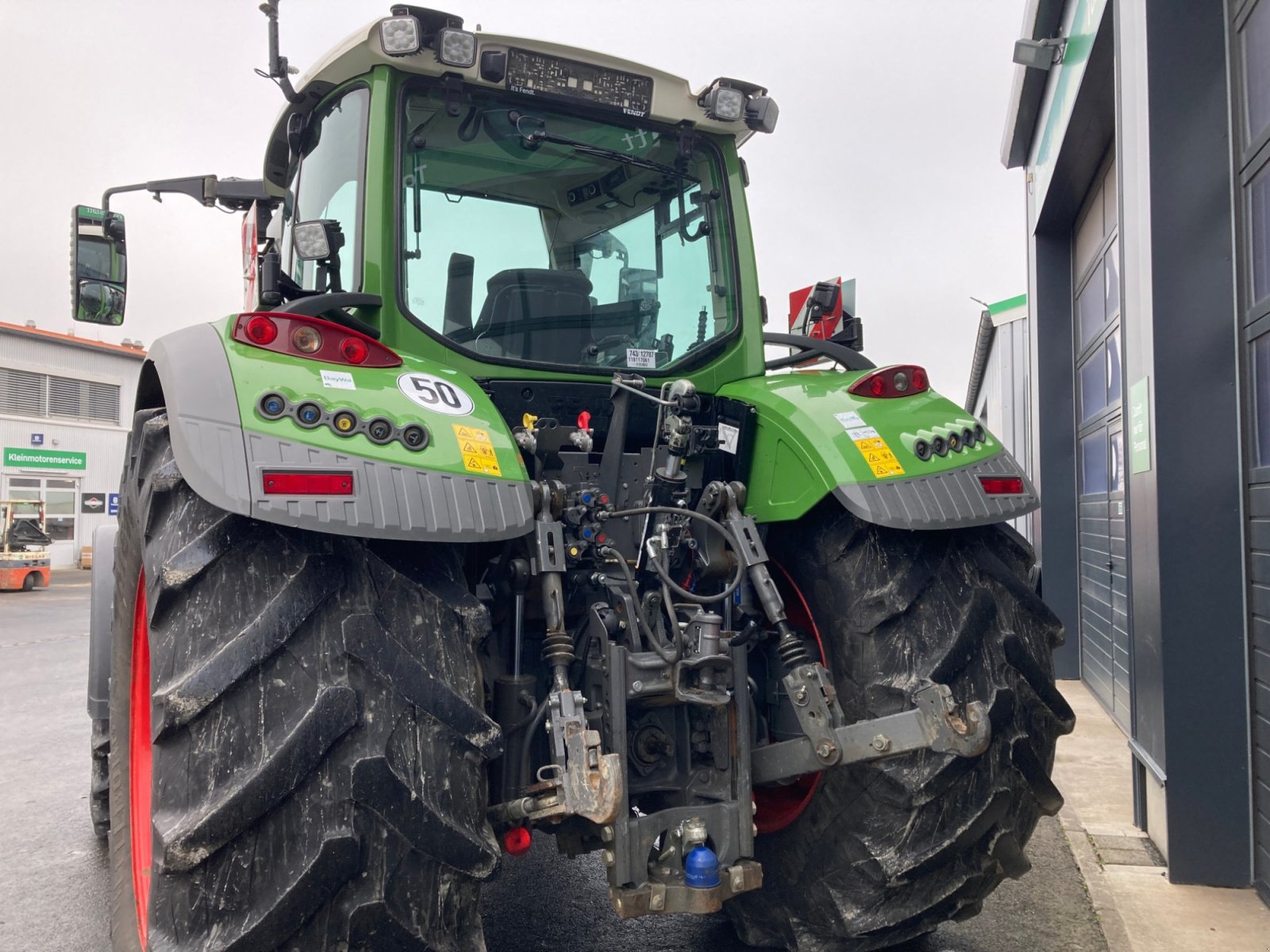 Traktor типа Fendt 724 Vario S4 Profi Plus, Gebrauchtmaschine в Wülfershausen an der Saale (Фотография 8)
