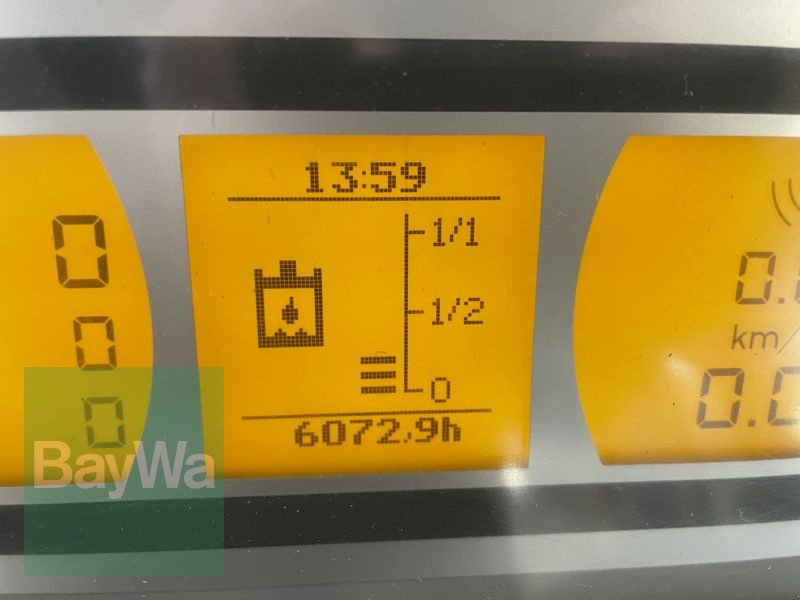 Traktor typu Fendt 724 VARIO S4 PROFI PLUS, Gebrauchtmaschine v Bamberg (Obrázek 14)