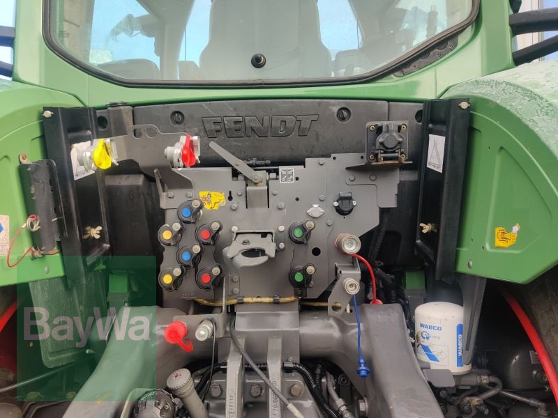 Traktor des Typs Fendt 724 VARIO S4 PROFI PLUS, Gebrauchtmaschine in Furth im Wald (Bild 3)