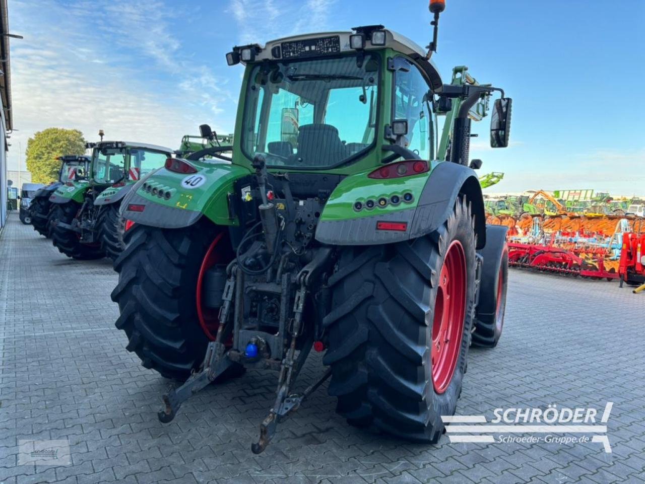 Traktor типа Fendt 724 VARIO S4 PROFI PLUS, Gebrauchtmaschine в Wildeshausen (Фотография 3)