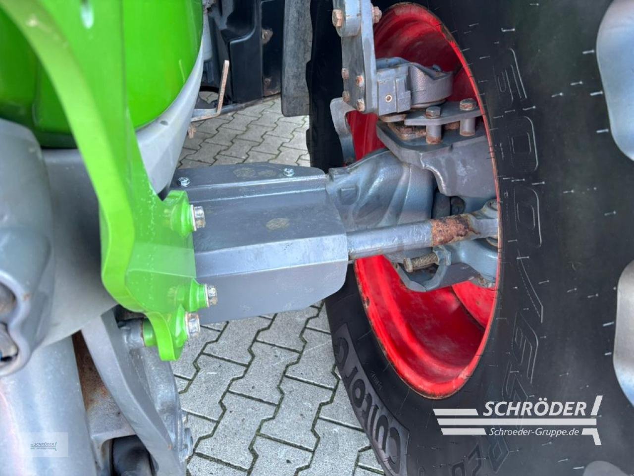 Traktor типа Fendt 724 VARIO S4 PROFI PLUS, Gebrauchtmaschine в Wildeshausen (Фотография 8)