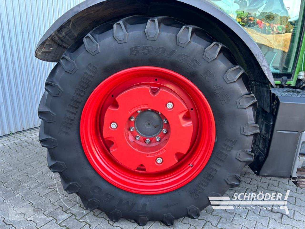 Traktor типа Fendt 724 VARIO S4 PROFI PLUS, Gebrauchtmaschine в Wildeshausen (Фотография 10)