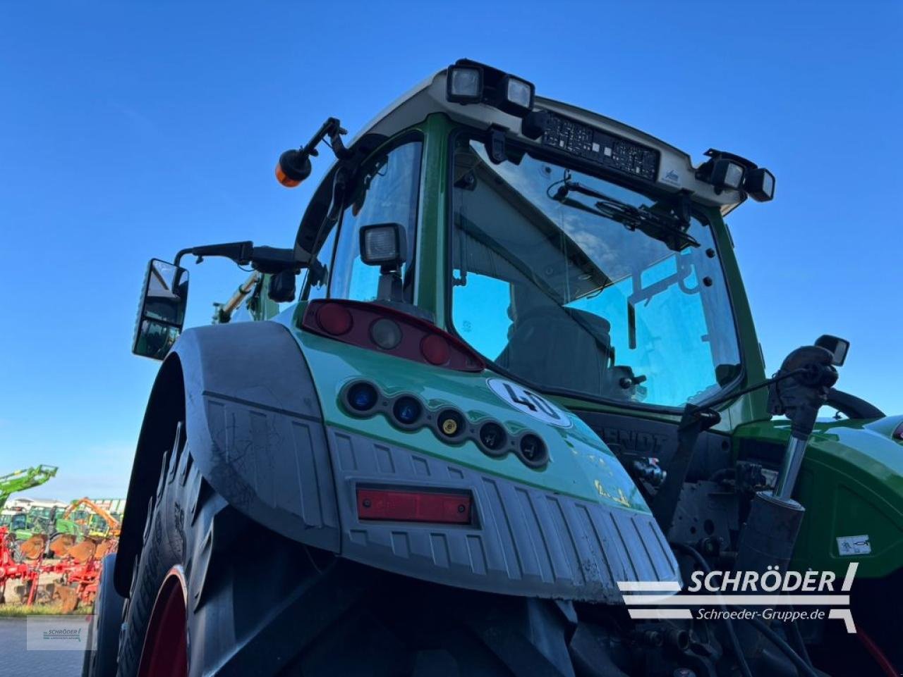 Traktor типа Fendt 724 VARIO S4 PROFI PLUS, Gebrauchtmaschine в Wildeshausen (Фотография 13)