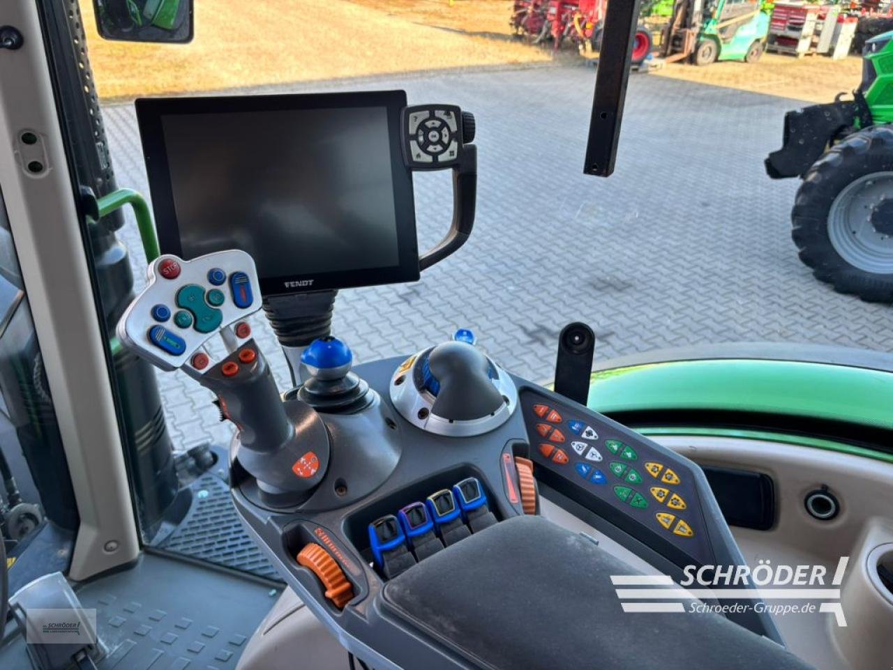 Traktor типа Fendt 724 VARIO S4 PROFI PLUS, Gebrauchtmaschine в Wildeshausen (Фотография 16)